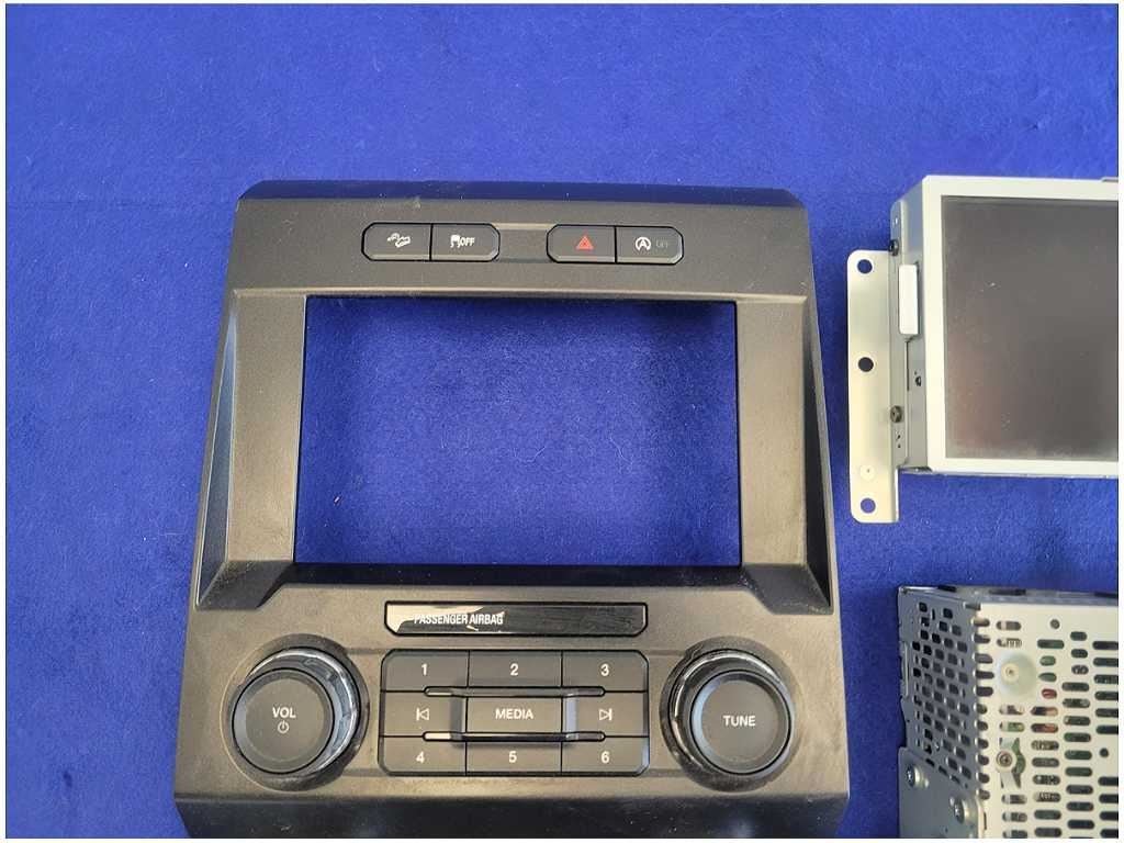 2020 Ford F150 F - 150 Truck Audio Sync 3 Receiver Nav Face Plate Heat Seats 2874 - The Parts Farm