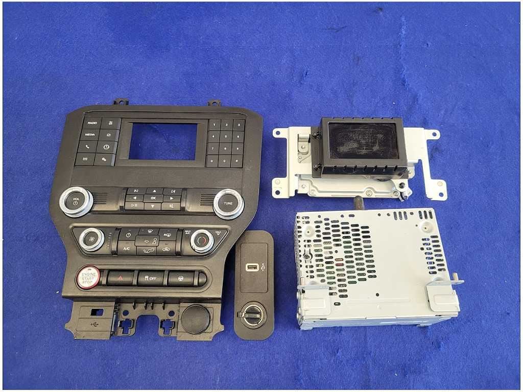 2020 Ford Mustang GT S550 Info 4" Screen Receiver Faceplate Audio 2766 - The Parts Farm