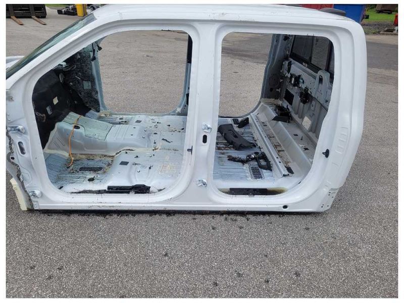 2022 Ford F150 Lightning Truck Cab Crew Cab Without Panoramic Roof Paint YZ 2523 - The Parts Farm