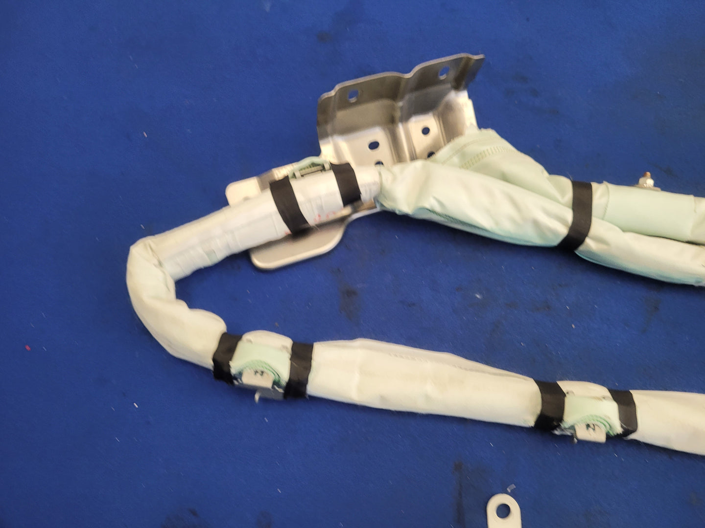 2012 Nissan Leaf Passenger Roof Curtain Air Bag 1856 - The Parts Farm