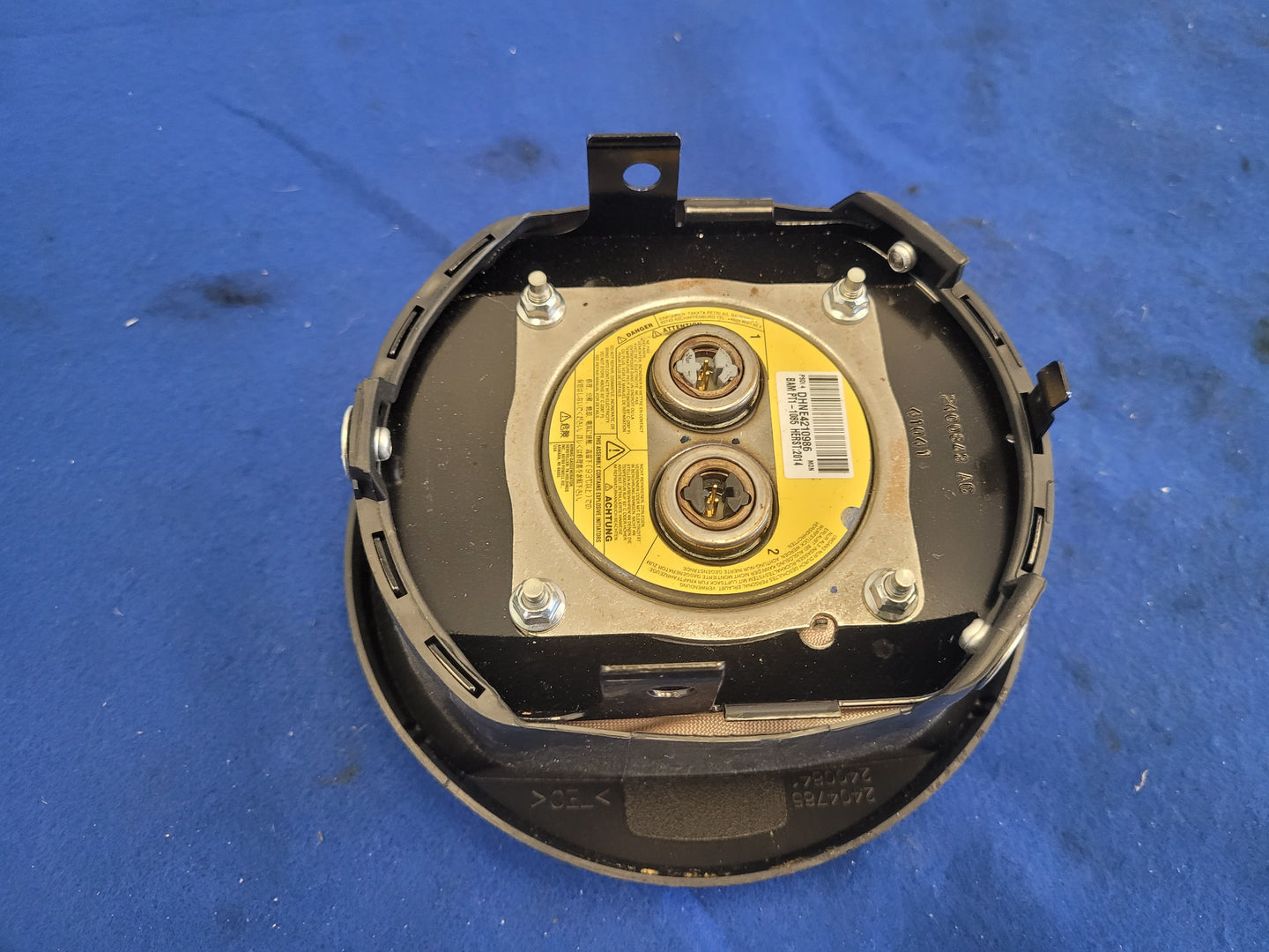 2011-2014 Ford Mustang GT Driver Steering Wheel Air Bag Dash Left 2468 - The Parts Farm