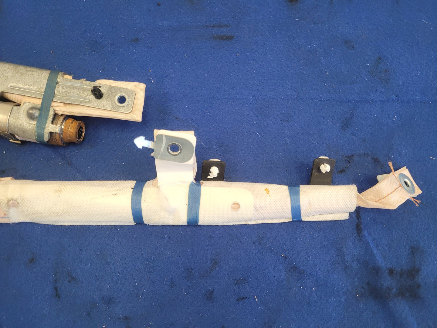 2015-2017 Ford Mustang GT S550 Passenger Roof or Curtain Air Bag 2467 - The Parts Farm