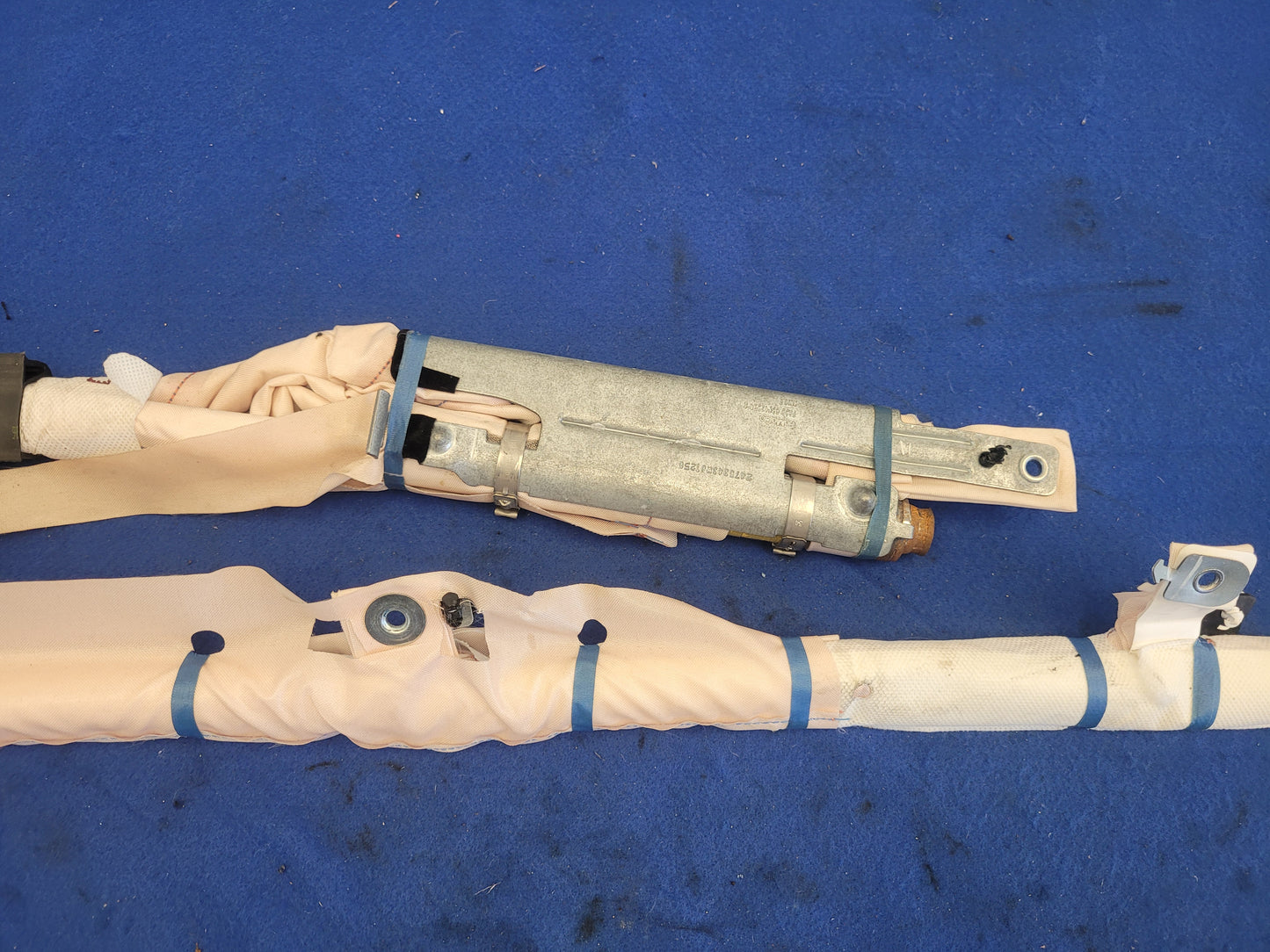 2015-2017 Ford Mustang GT S550 Passenger Roof or Curtain Air Bag 2467 - The Parts Farm