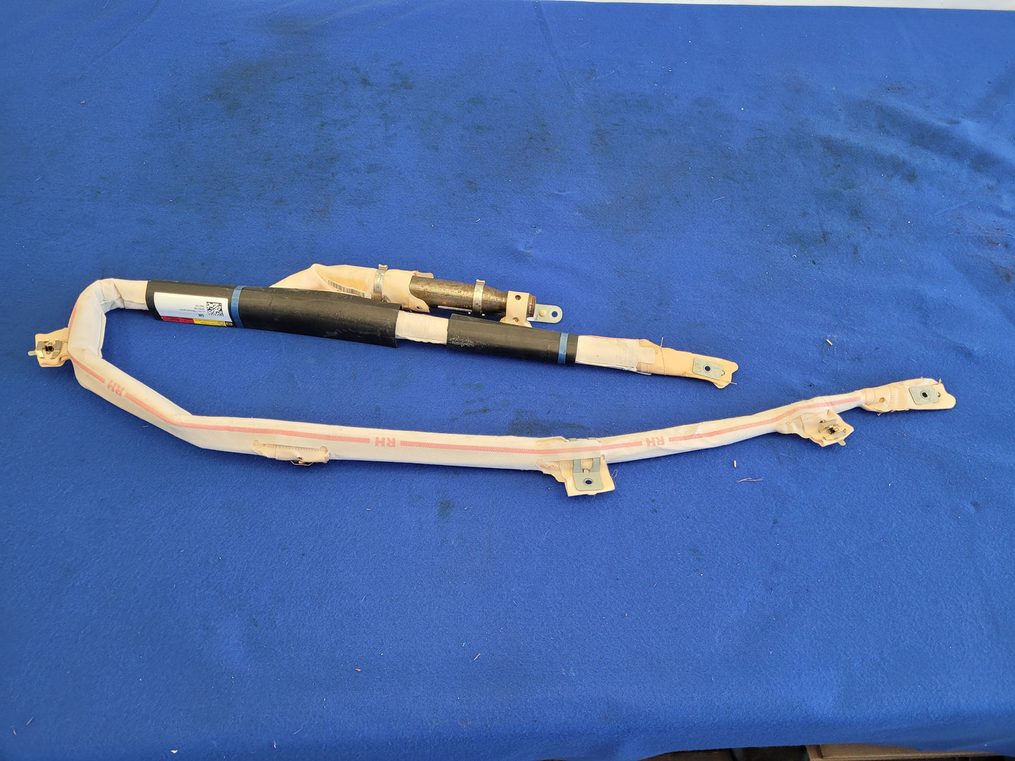 2013 Chevrolet Camaro SS Coupe Driver Roof or Curtain Air Bag 2472 - The Parts Farm