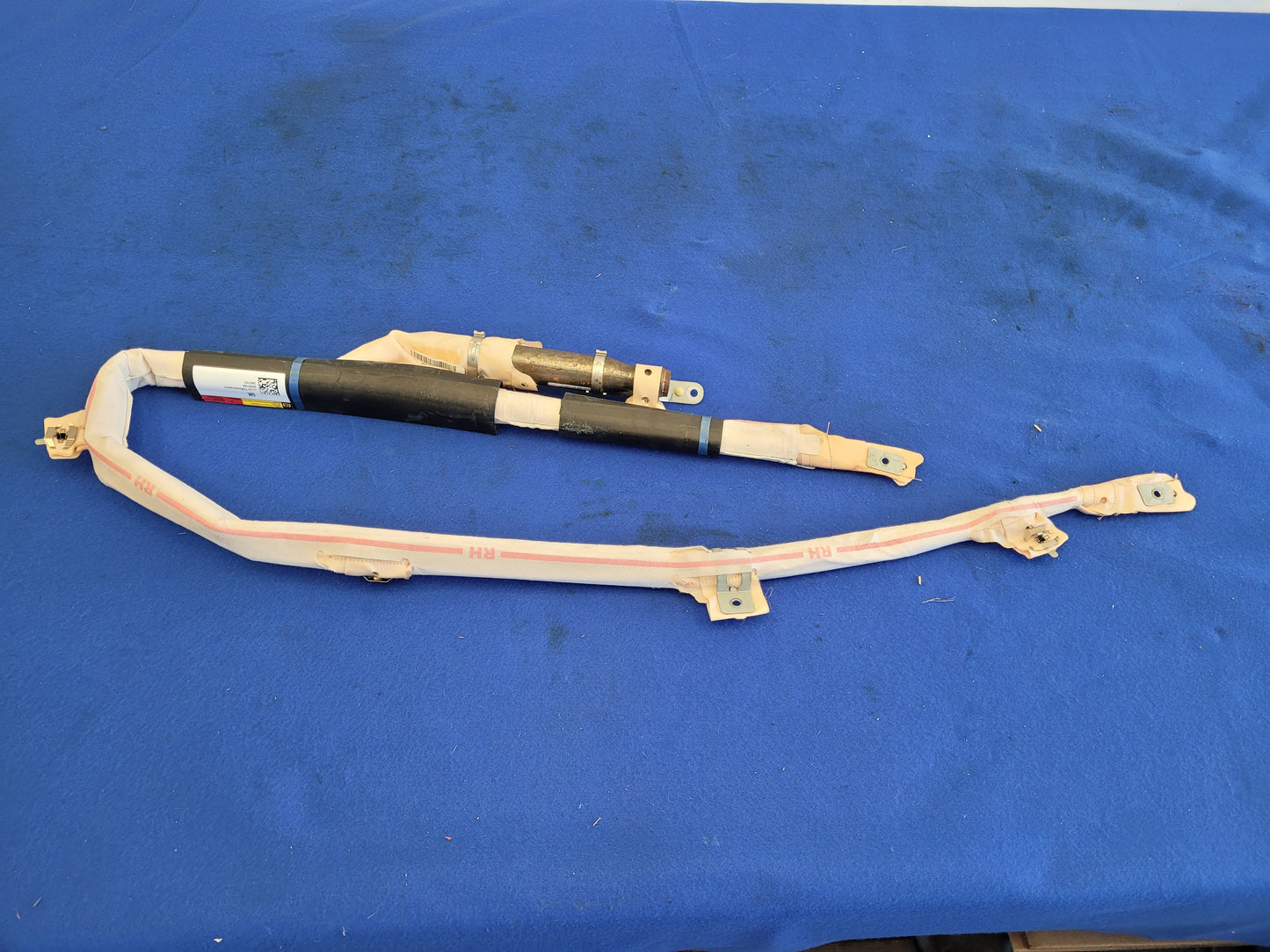 2013 Chevrolet Camaro SS Coupe Driver Roof or Curtain Air Bag 2472 - The Parts Farm