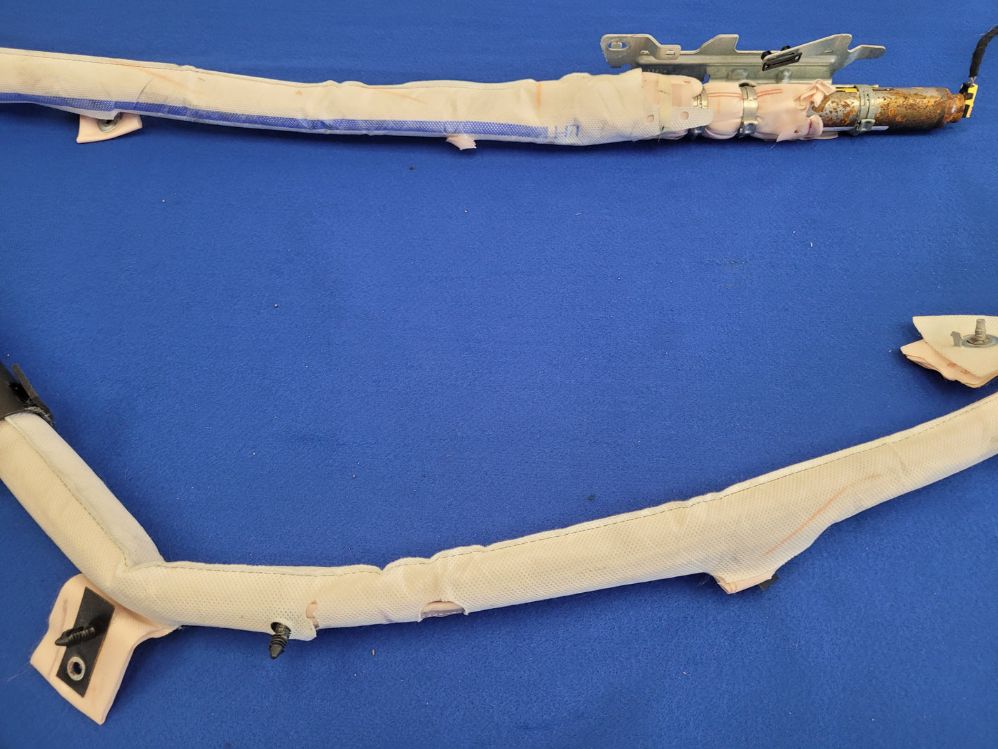 2015 Dodge Challenger SRT8 Driver Roof or Curtain Air Bag 2484 - The Parts Farm