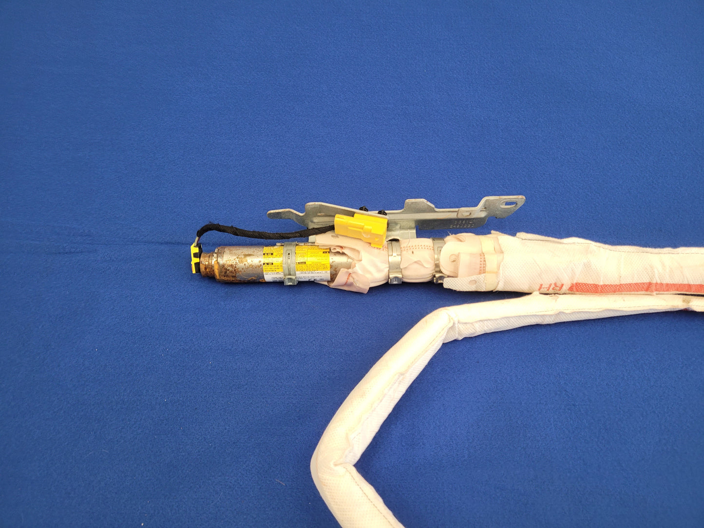 2015 Dodge Challenger SRT8 Passenger Roof or Curtain Air Bag 2484 - The Parts Farm