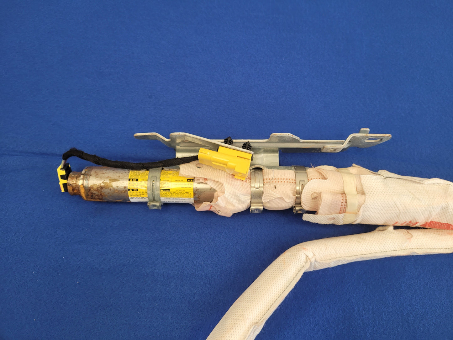 2015 Dodge Challenger SRT8 Passenger Roof or Curtain Air Bag 2484 - The Parts Farm