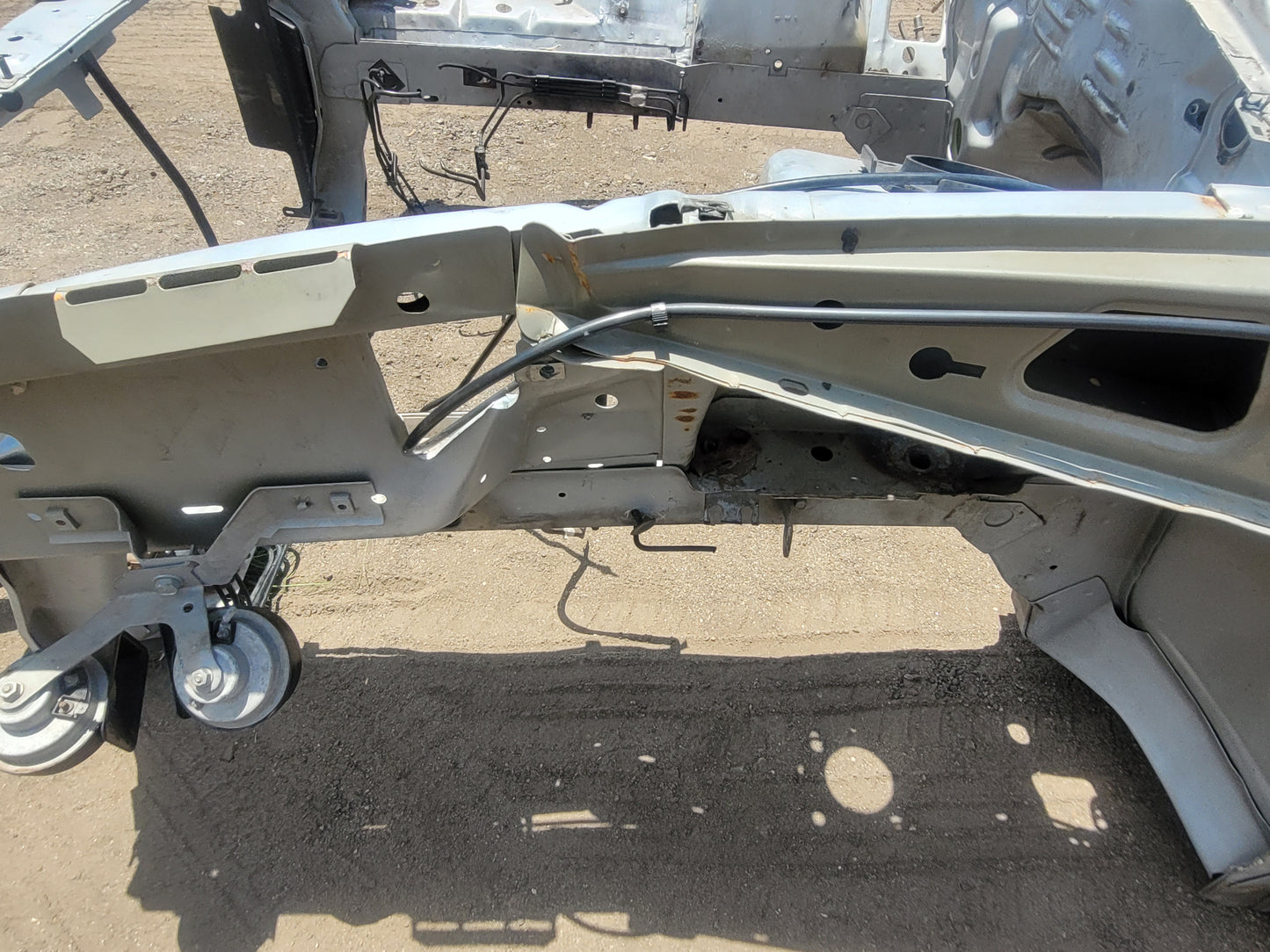 Stock 2573. 2004 Ford Mustang Cobra Coupe Salvage Title Frame Shell