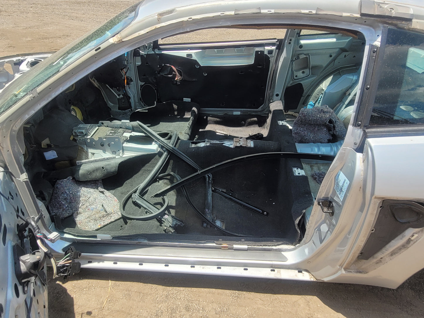 Stock 2573. 2004 Ford Mustang Cobra Coupe Salvage Title Frame Shell
