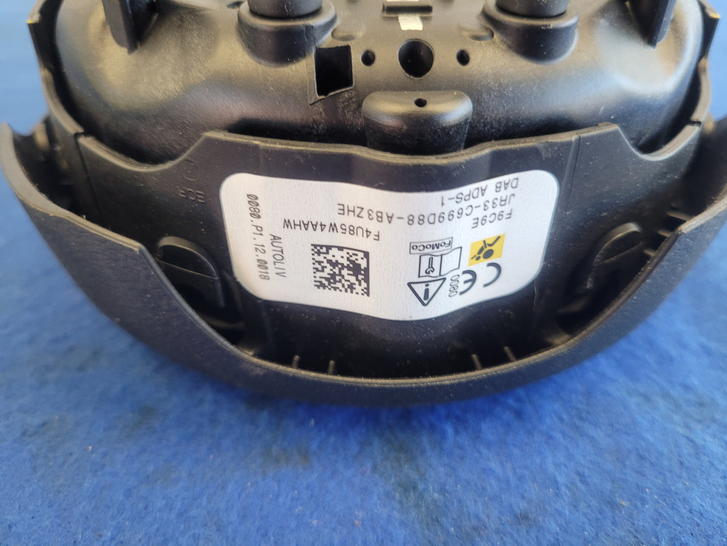 2018-2023 Ford Mustang GT S550 Driver Air Bag Steering Wheel 2494 - The Parts Farm