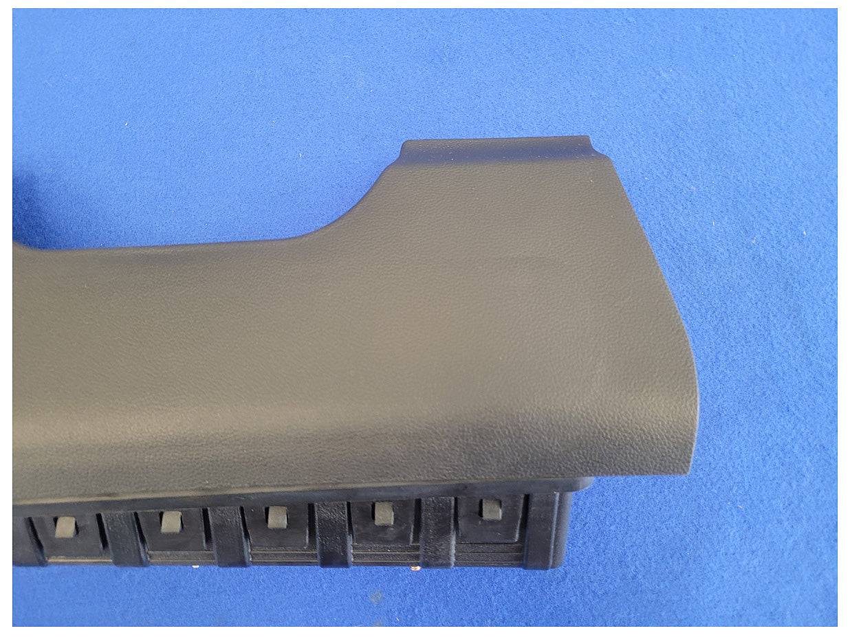 2015-2017 Ford Mustang GT S550 Driver Lower Knee Air Bag 2524 - The Parts Farm