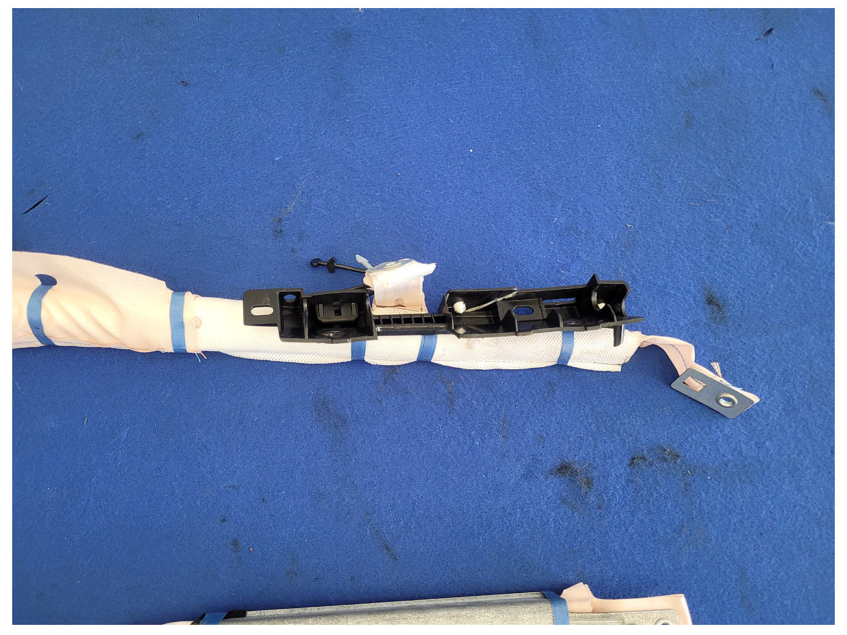 2017 Ford Mustang GT S550 Passenger Roof Curtain Air Bag 2540 - The Parts Farm