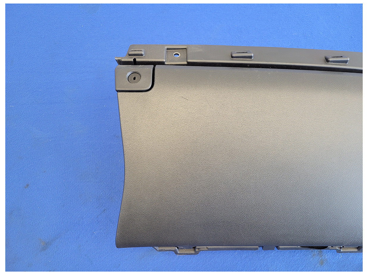 2018-2023 Ford Mustang GT S550 Coupe Glove Box Air Bag Passenger Right Dash 2571 - The Parts Farm