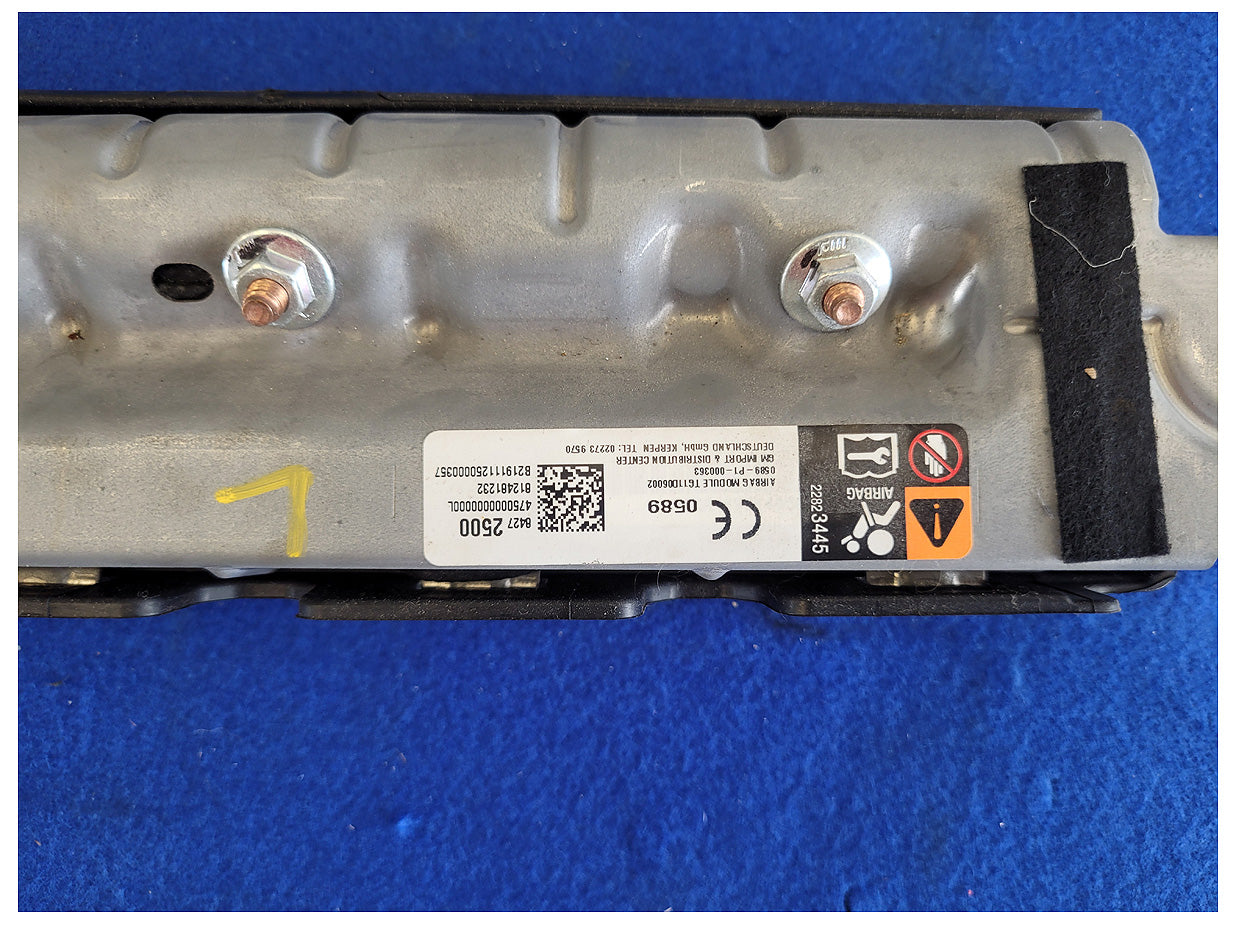 2019 Chevrolet Camaro SS Coupe Driver Lower Knee Air Bag Dash 2492 - The Parts Farm