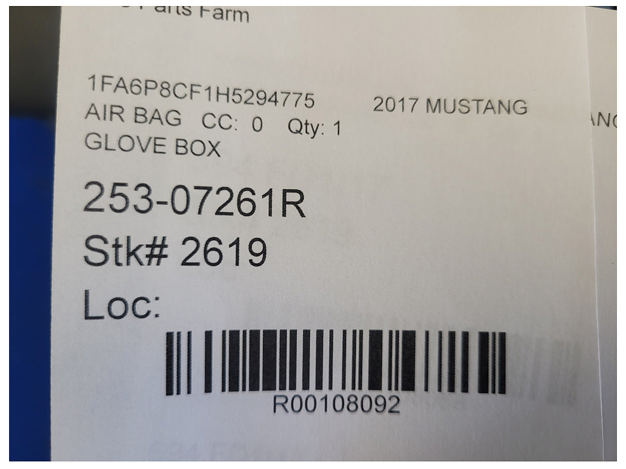 2015-2017 Ford Mustang GT S550 Passenger Glove Box Air Bag Lower Dash 2619 - The Parts Farm