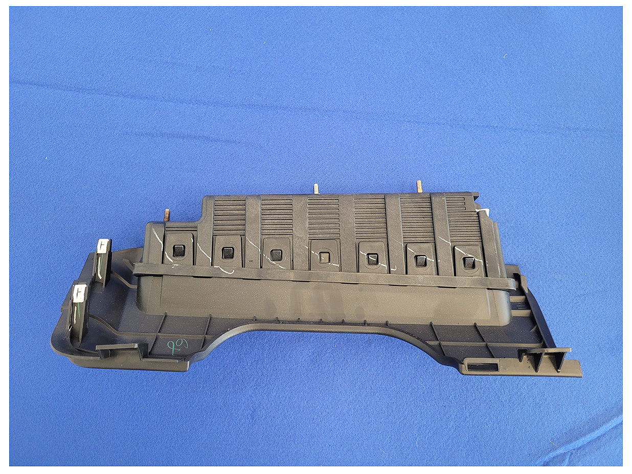 2018-2023 Ford Mustang GT S550 Driver Air Bag Lower Knee Dash Steering 2622 - The Parts Farm