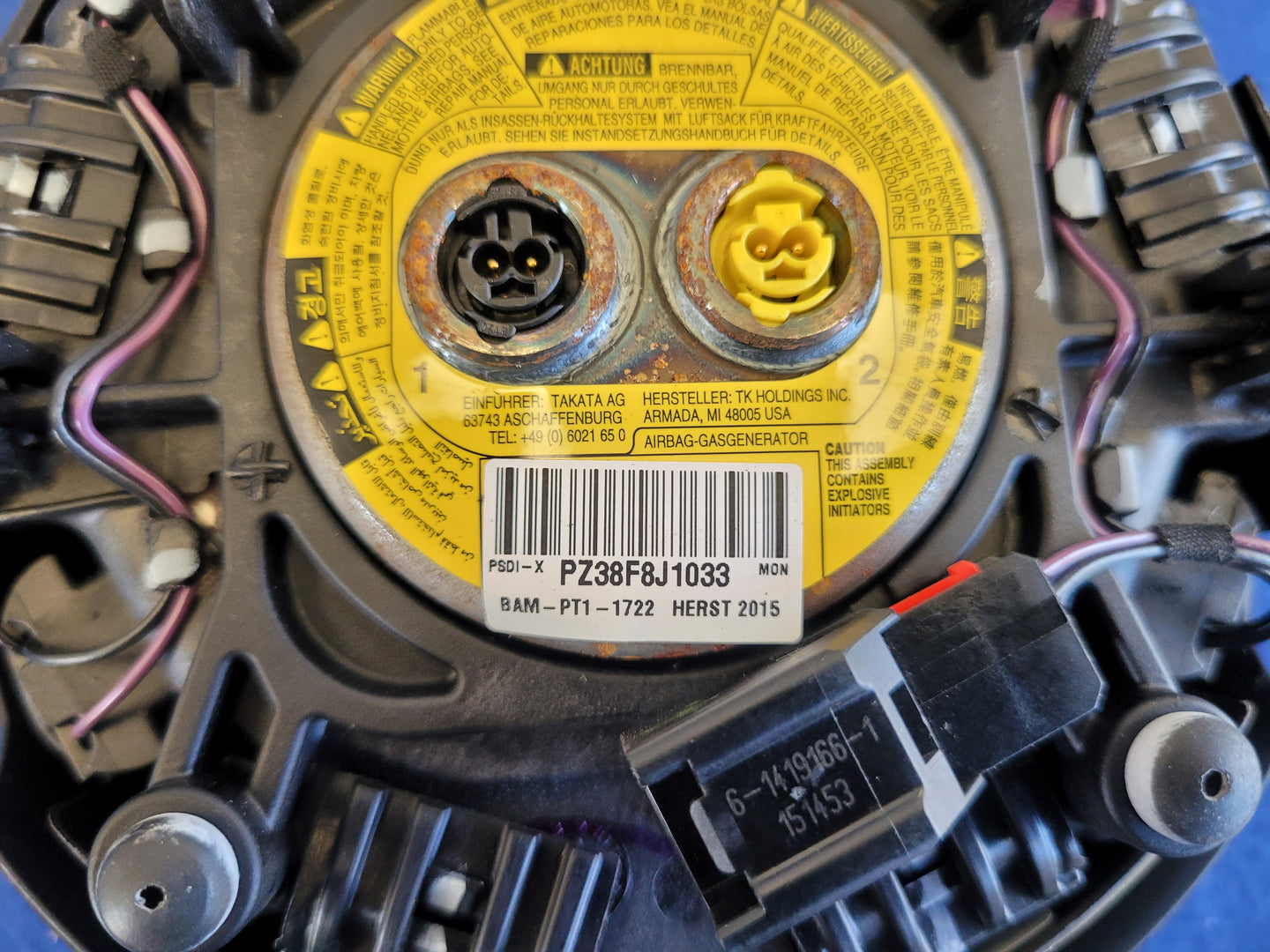 2015-2017 Ford Mustang GT S550 Driver Air Bag Steering Wheel Left LH Dash Front 2618 - The Parts Farm