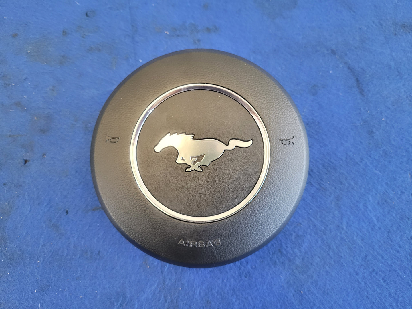 2015-2017 Ford Mustang GT S550 Driver Air Bag Steering Wheel Left LH Dash Front 2618 - The Parts Farm