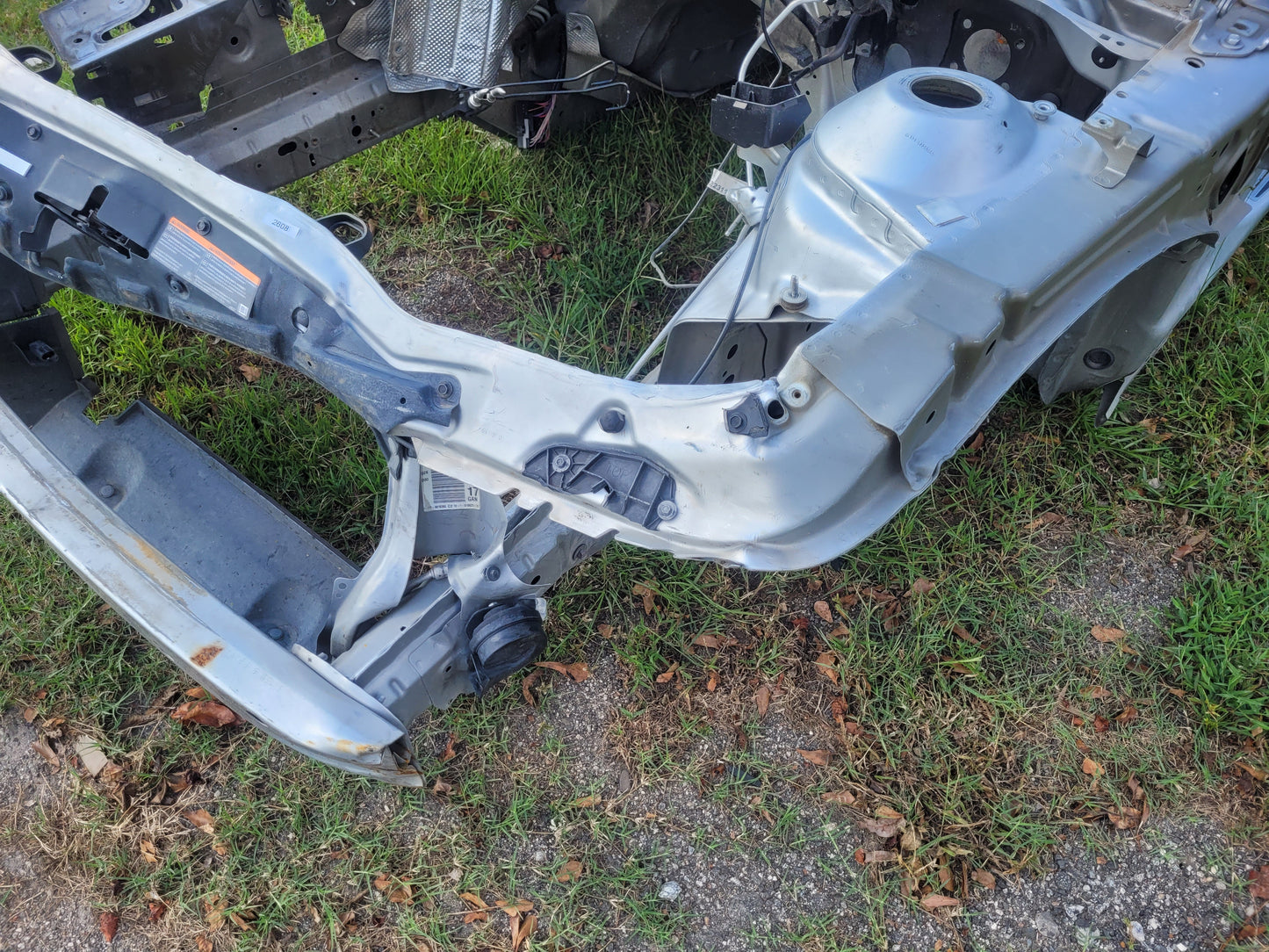 Stock 2608. 2010 Chevrolet Camaro SS Coupe Clear Title Frame Shell Damage 85k Miles