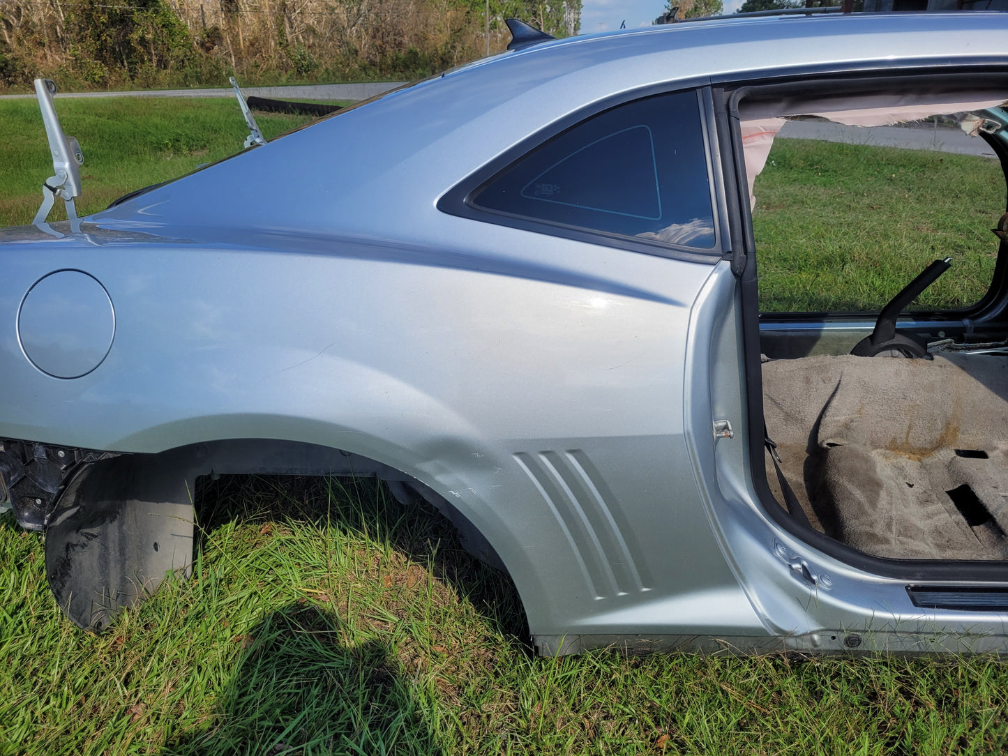 Stock 2608. 2010 Chevrolet Camaro SS Coupe Clear Title Frame Shell Damage 85k Miles