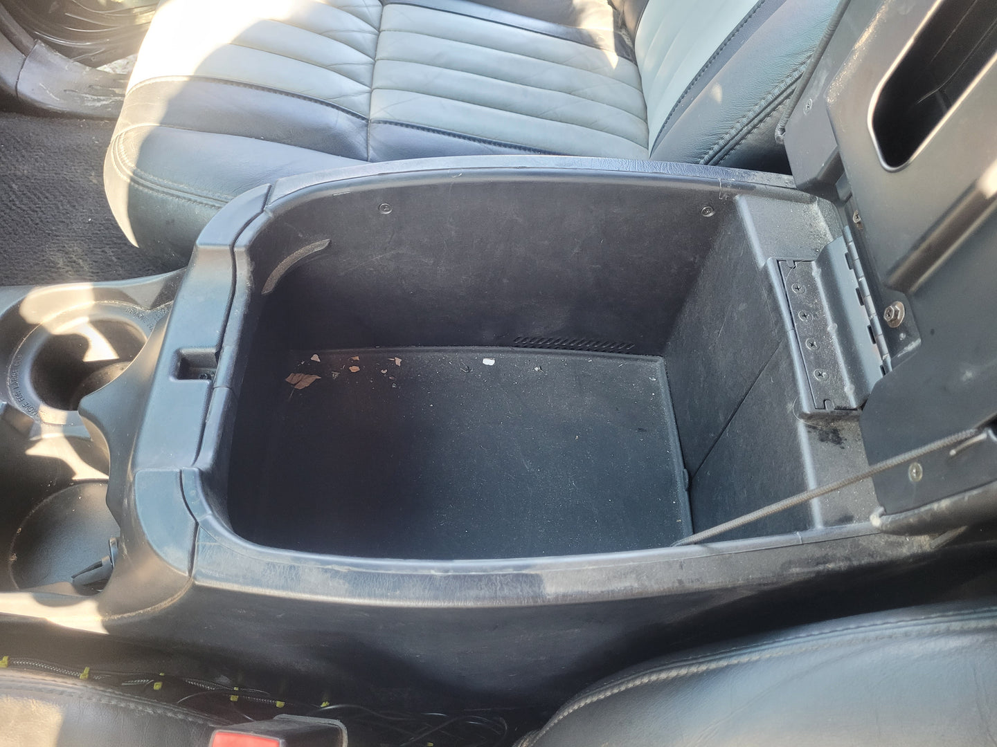 Stock 2642. 2003 Ford F150 Harley Davidson 5.4L SC Engine 4R100 Auto Trans Clear Title 90k Miles - The Parts Farm