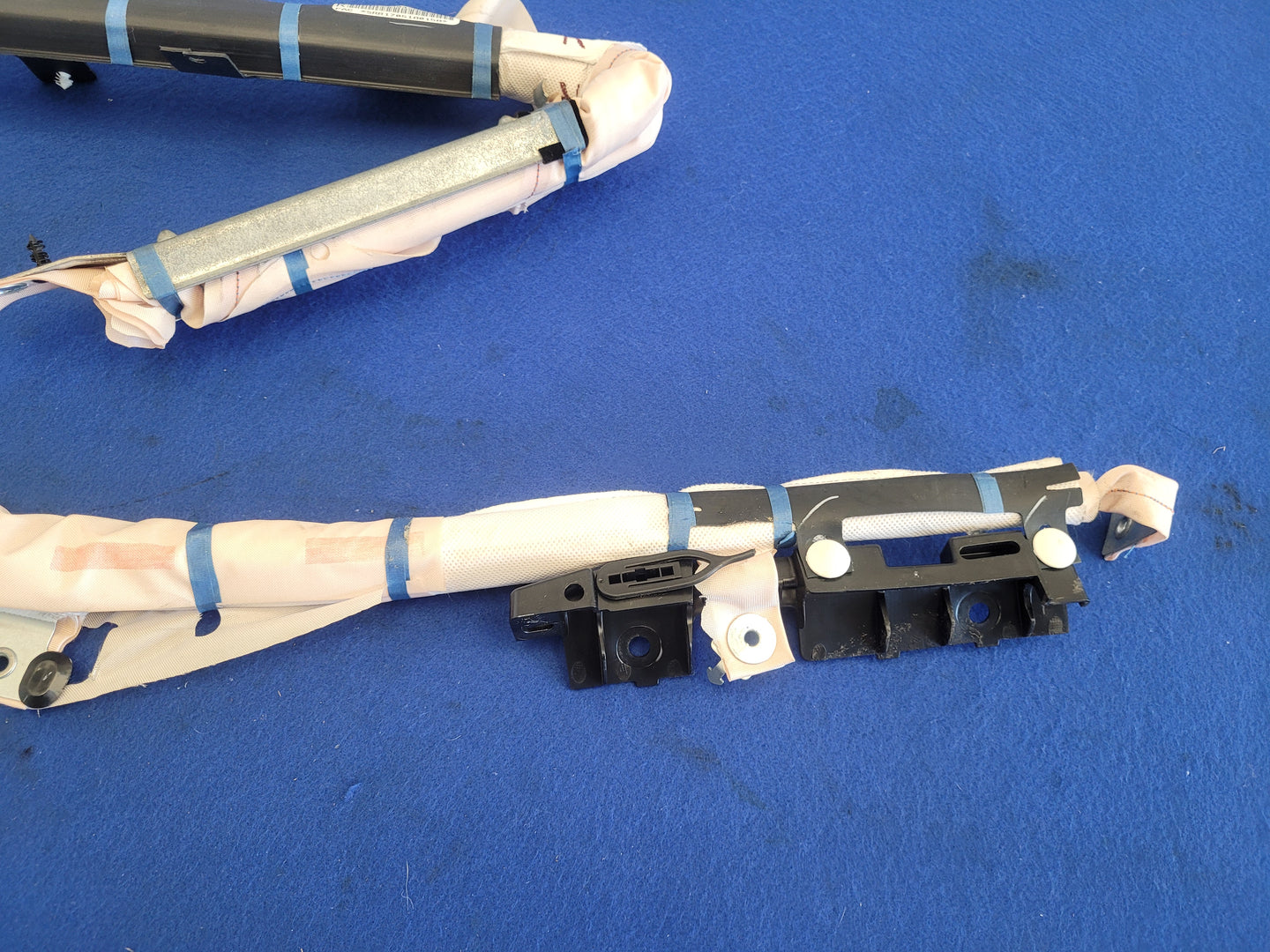 2015-2017 Ford Mustang GT S550 Passenger Upper Roof Curtain Air Bag 2652 - The Parts Farm