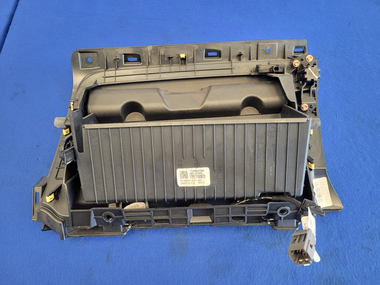 2015-2017 Ford Mustang GT S550 Passenger Lower Knee Air Bag 2652 - The Parts Farm