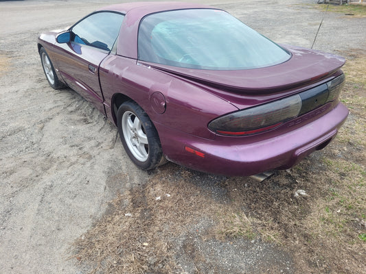 Stock 2676. 1995 Pontiac Firebird Firehawk 5.7L V8 LT1 Coupe Auto Trans 88k Miles