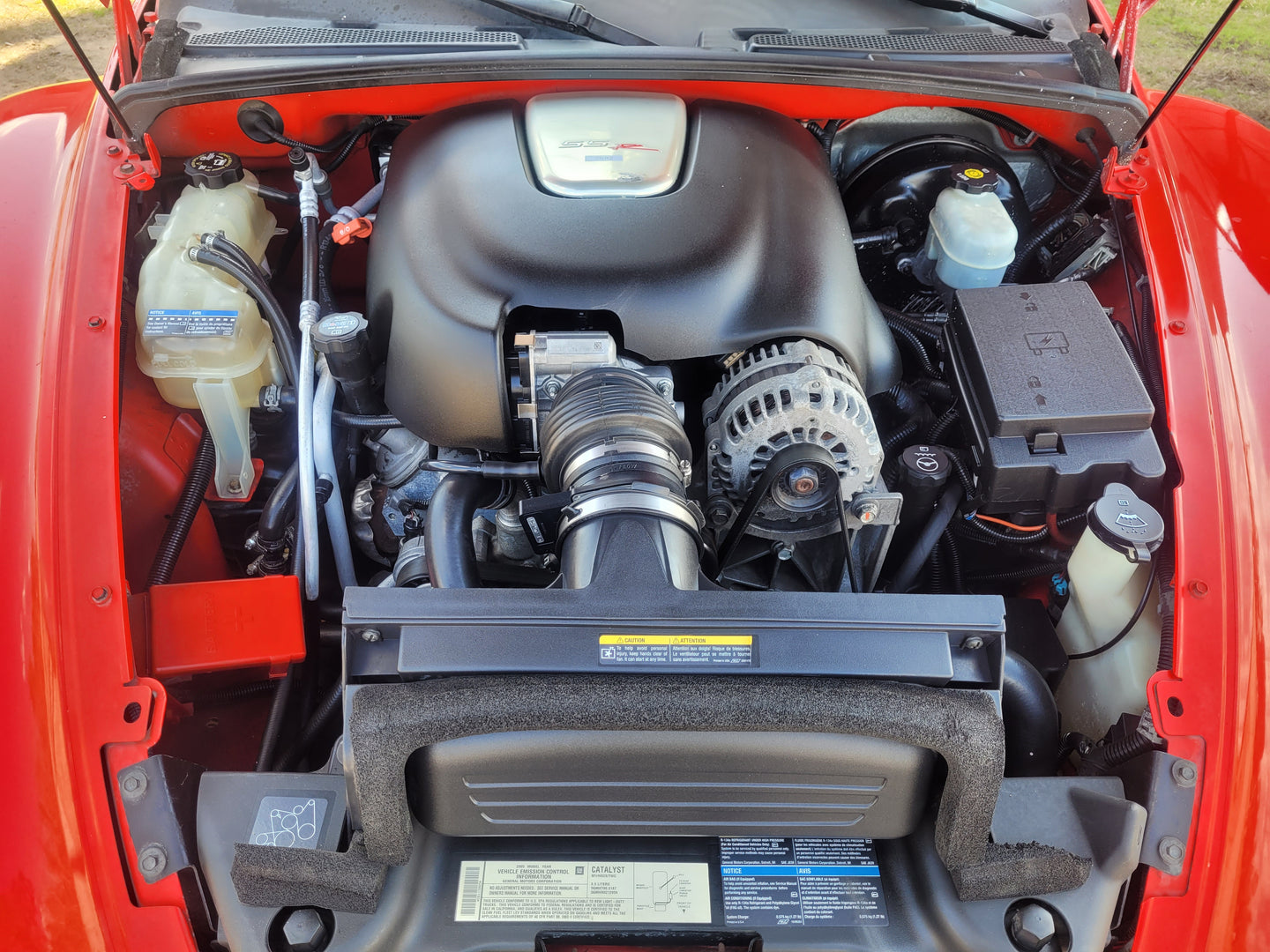 Stock 2682. 2005 Chevrolet SSR Pickup Truck 6.0L LS Engine 4L65 A/T 114k Miles - The Parts Farm