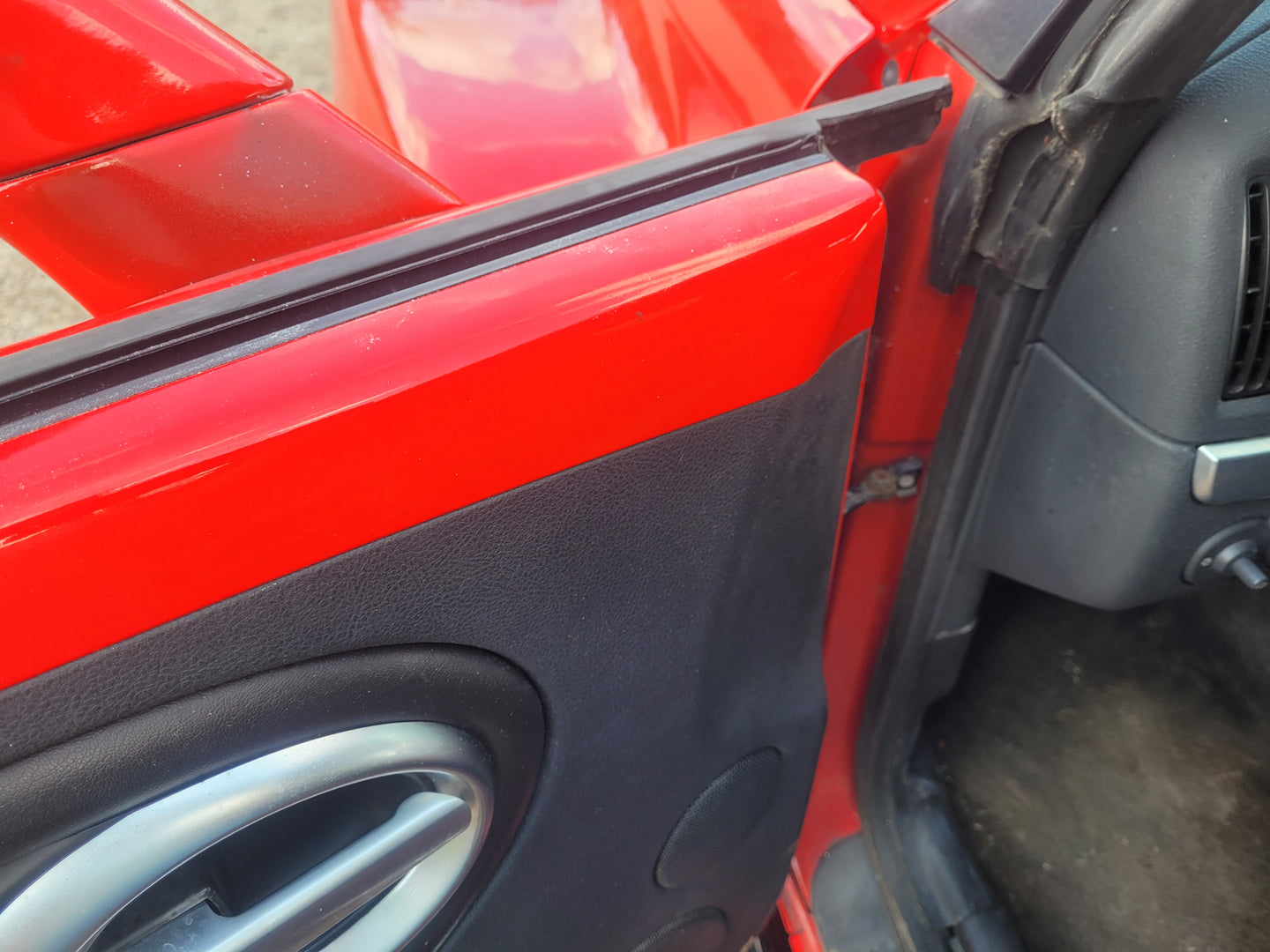 Stock 2682. 2005 Chevrolet SSR Pickup Truck 6.0L LS Engine 4L65 A/T 114k Miles - The Parts Farm
