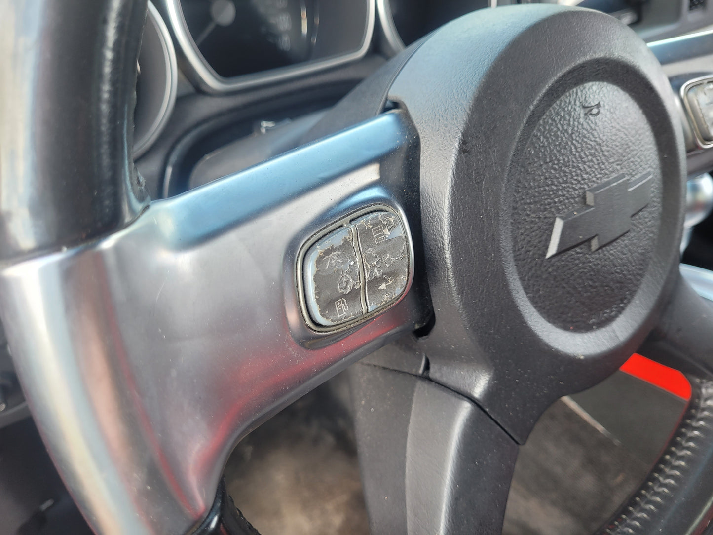 Stock 2682. 2005 Chevrolet SSR Pickup Truck 6.0L LS Engine 4L65 A/T 114k Miles - The Parts Farm