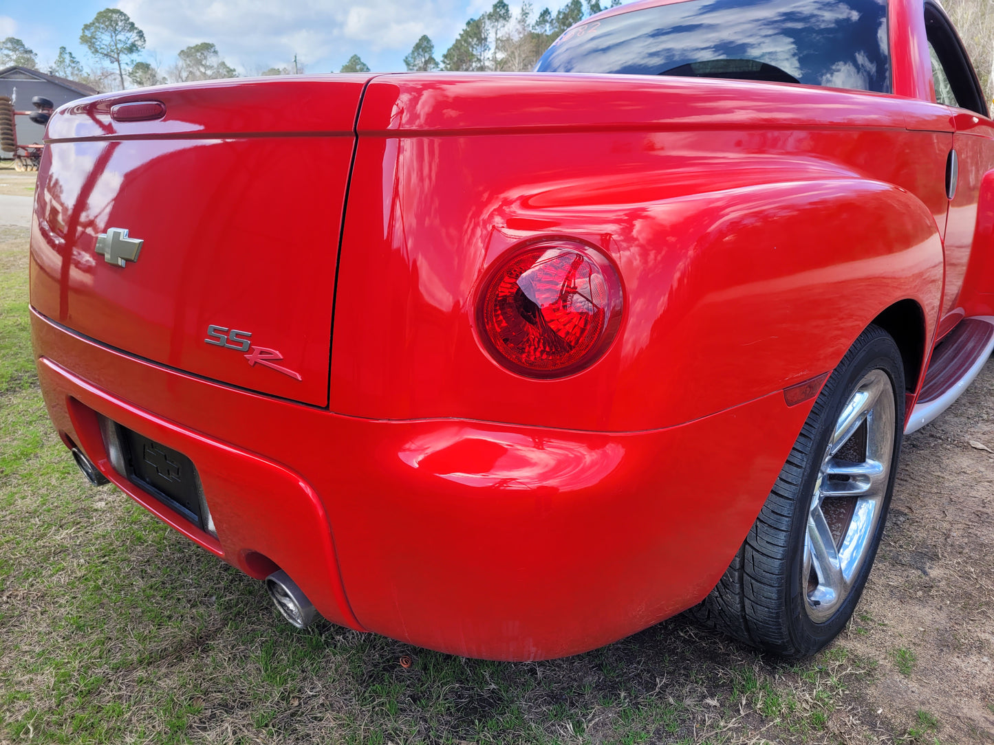 Stock 2682. 2005 Chevrolet SSR Pickup Truck 6.0L LS Engine 4L65 A/T 114k Miles - The Parts Farm