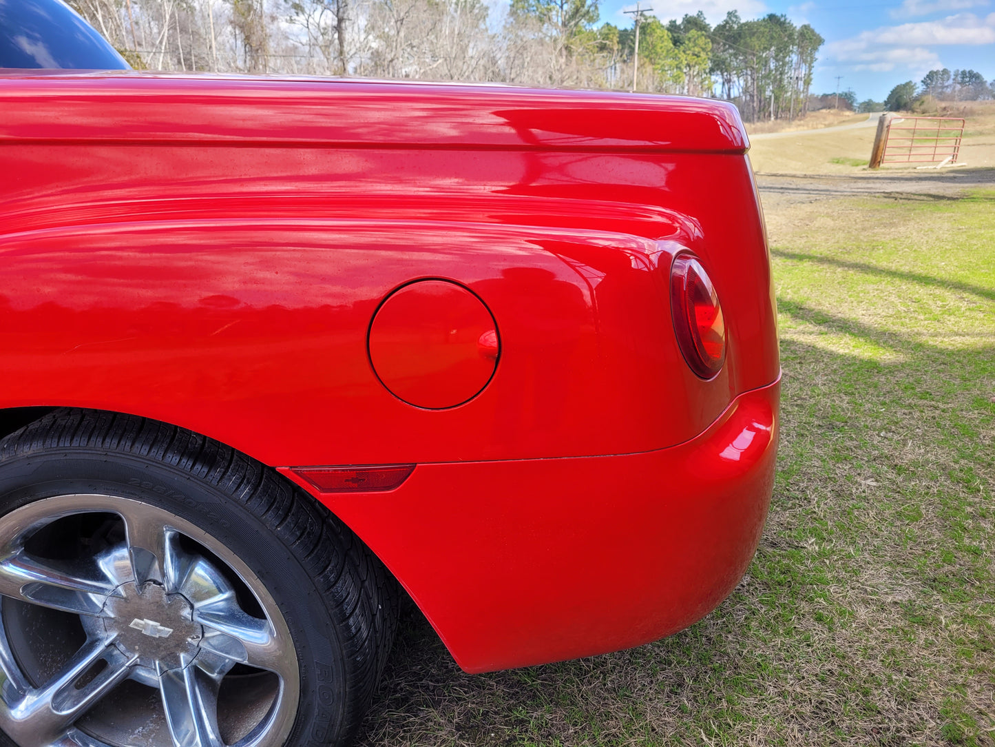 Stock 2682. 2005 Chevrolet SSR Pickup Truck 6.0L LS Engine 4L65 A/T 114k Miles - The Parts Farm
