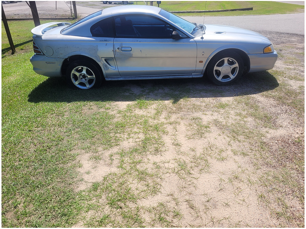 Stock 2720. 1995 Ford Mustang V6 Coupe Export Mirrors Taillights Flares Cluster