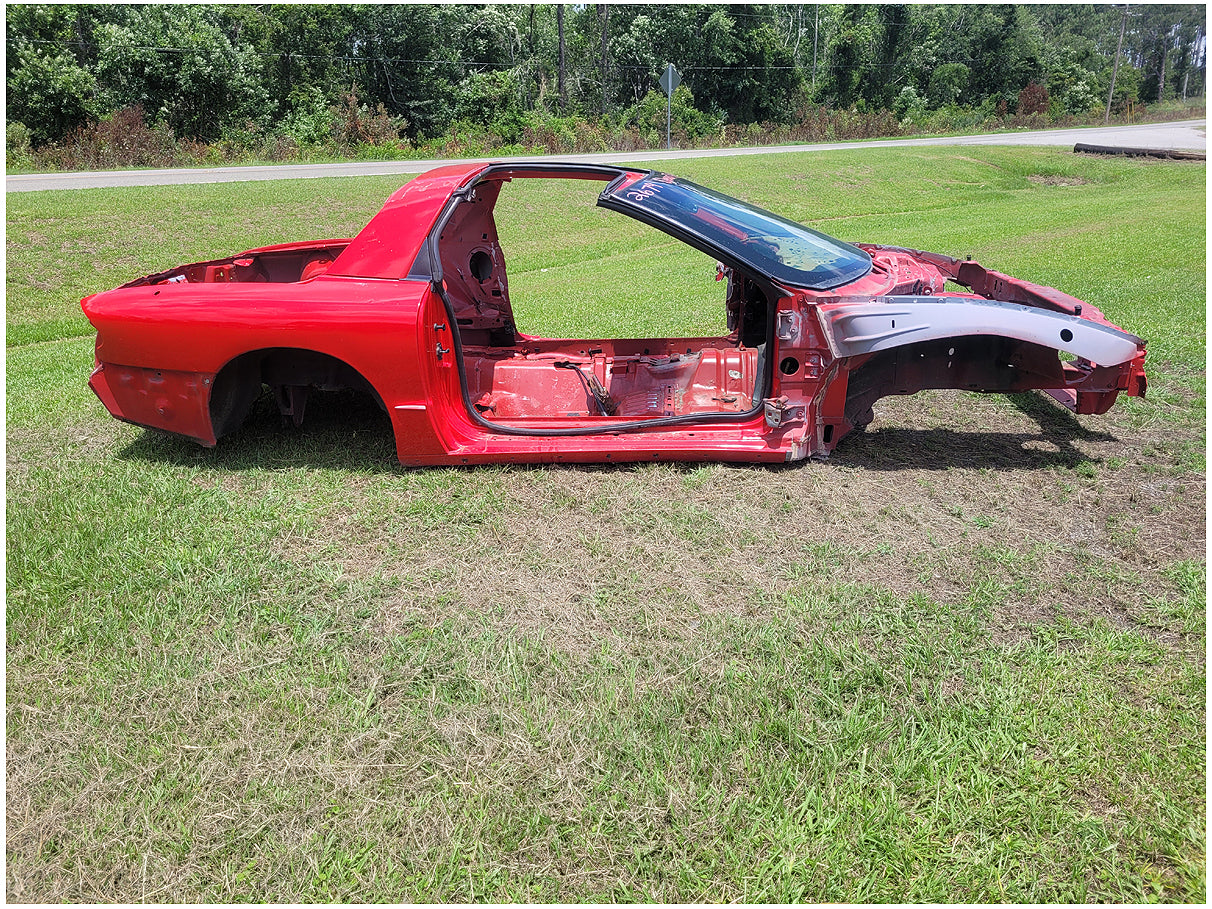 Stock 2653. 2001 Pontiac Firebird Trans Am Hatchback Clear Title Frame Shell Body