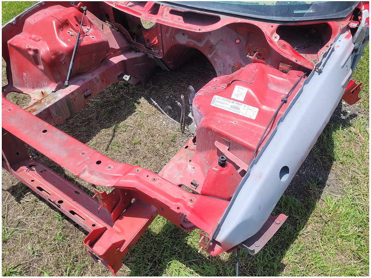 Stock 2653. 2001 Pontiac Firebird Trans Am Hatchback Clear Title Frame Shell Body