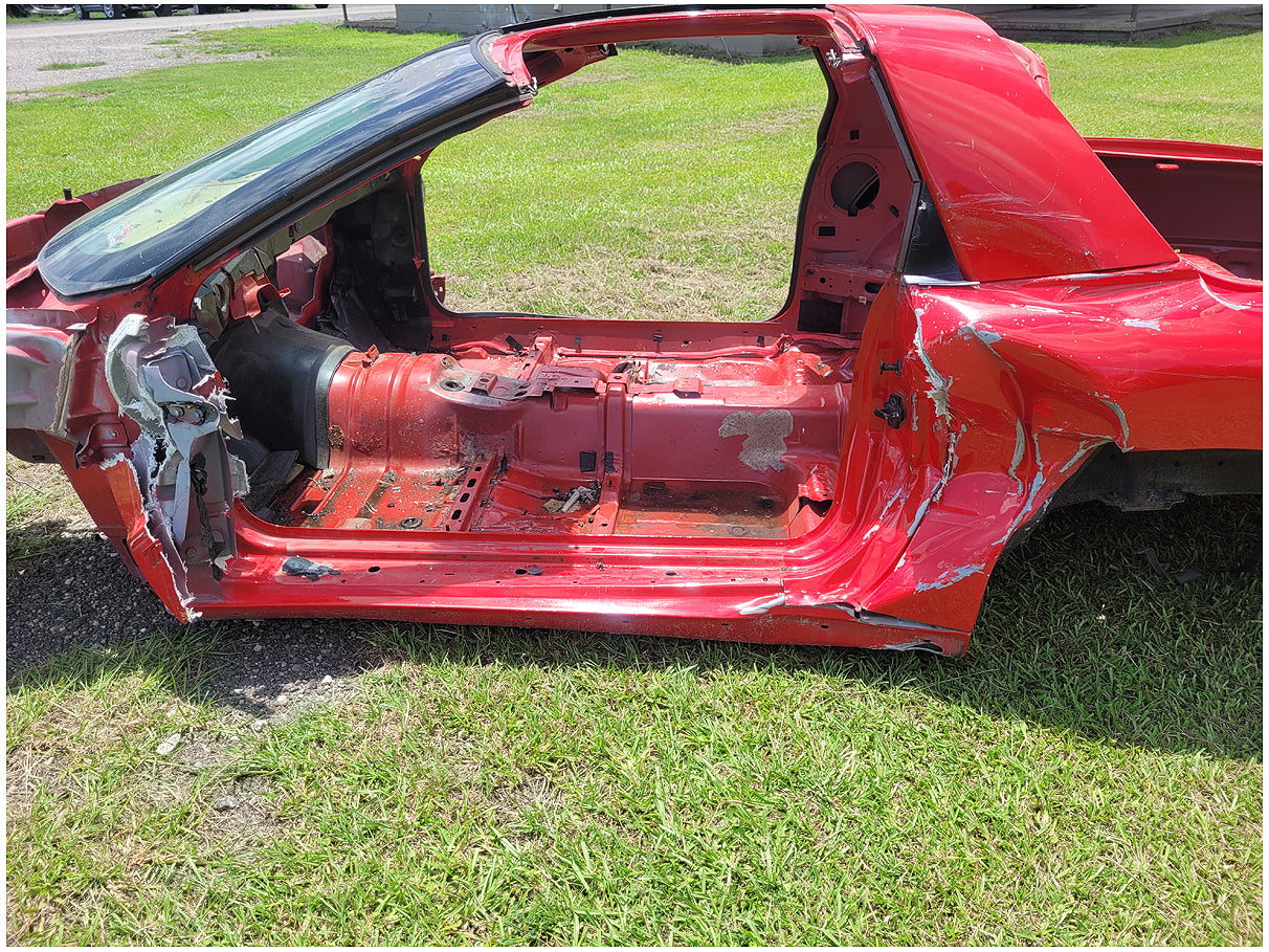 Stock 2653. 2001 Pontiac Firebird Trans Am Hatchback Clear Title Frame Shell Body