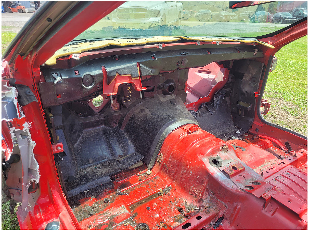 Stock 2653. 2001 Pontiac Firebird Trans Am Hatchback Clear Title Frame Shell Body