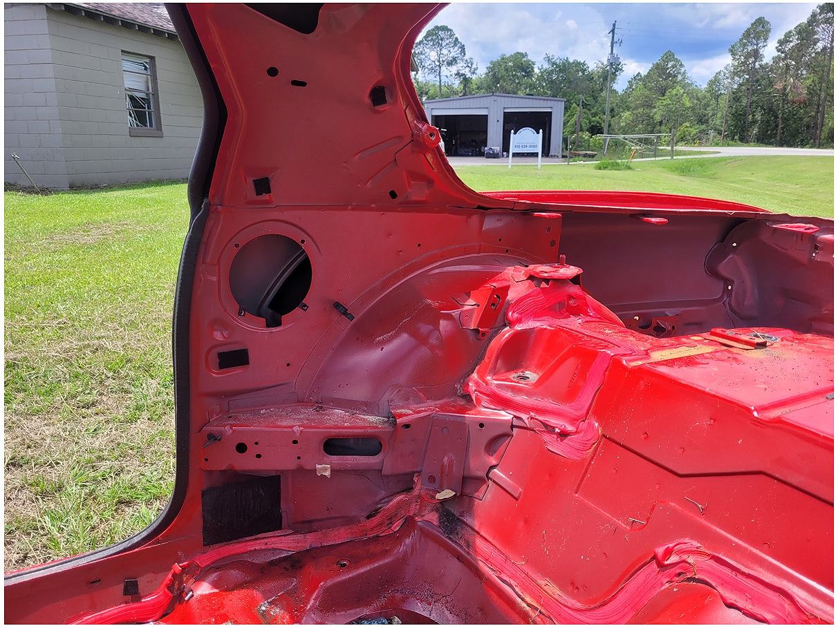 Stock 2653. 2001 Pontiac Firebird Trans Am Hatchback Clear Title Frame Shell Body