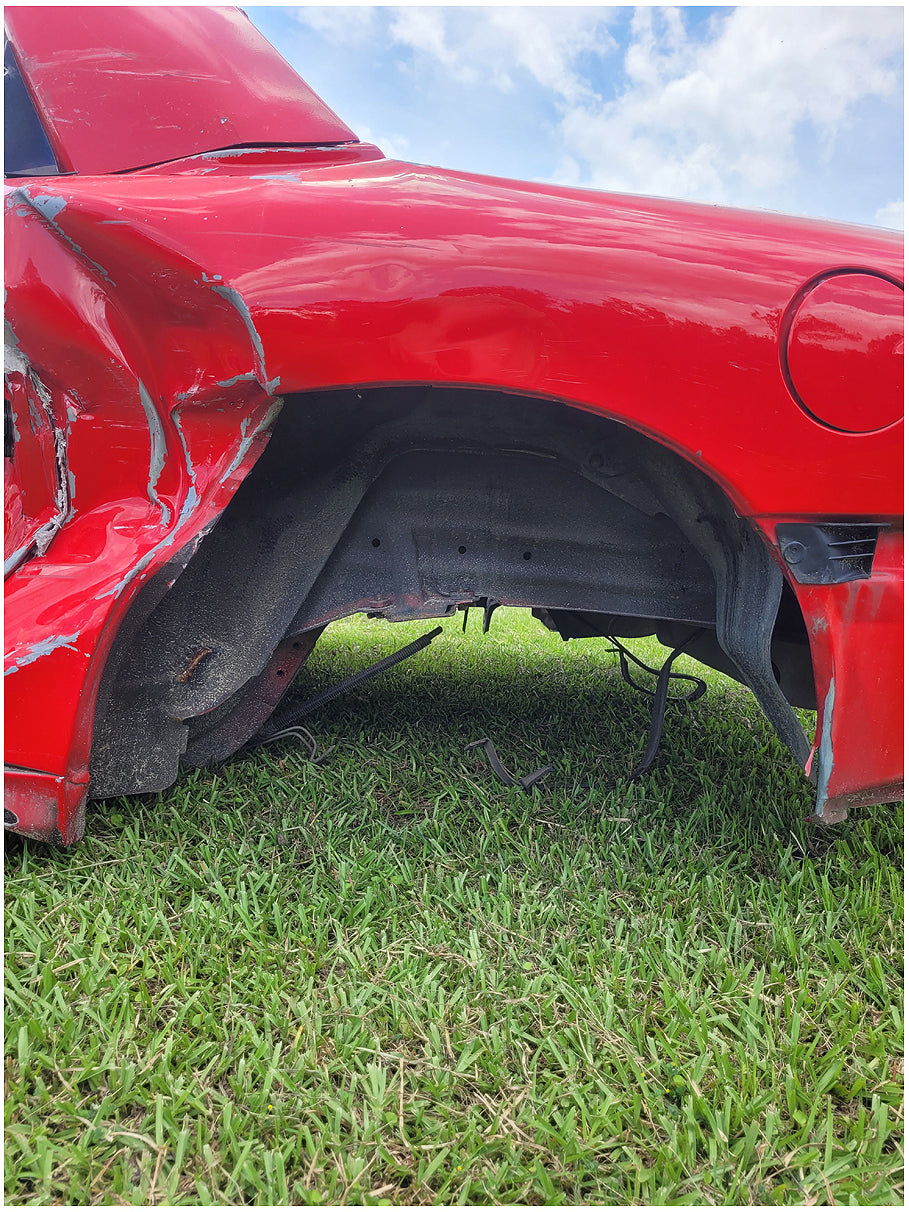 Stock 2653. 2001 Pontiac Firebird Trans Am Hatchback Clear Title Frame Shell Body