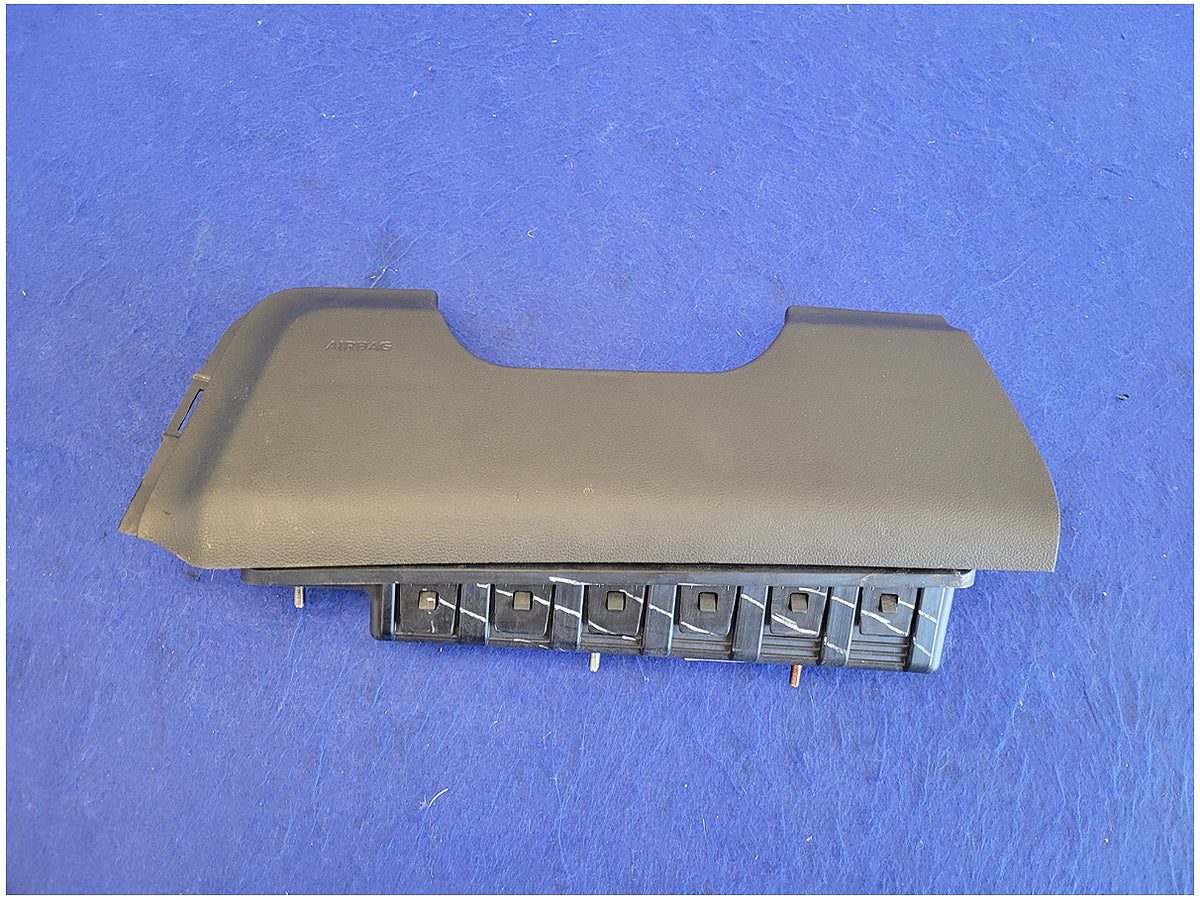 2015-2017 Ford Mustang GT S550 Lower Knee Air Bag Driver Dash Front 2781