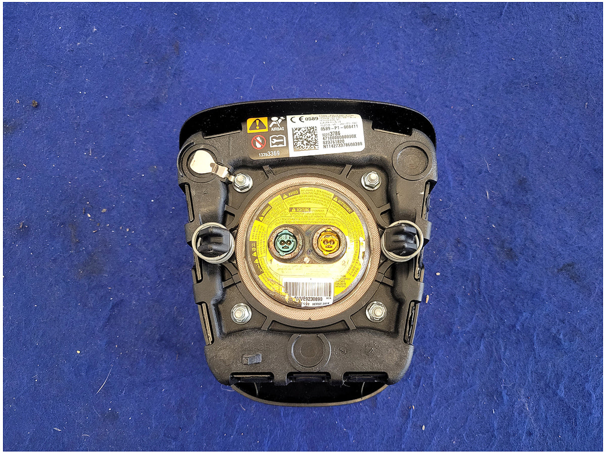 2015 Chevrolet SS Sedan Driver Front Steering Wheel Air Bag Dash Trim 2770