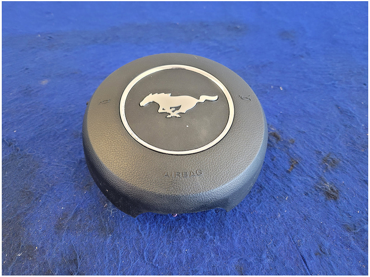 2015-2017 Ford Mustang GT S550 Driver Front Steering Wheel Air Bag Dash 2801