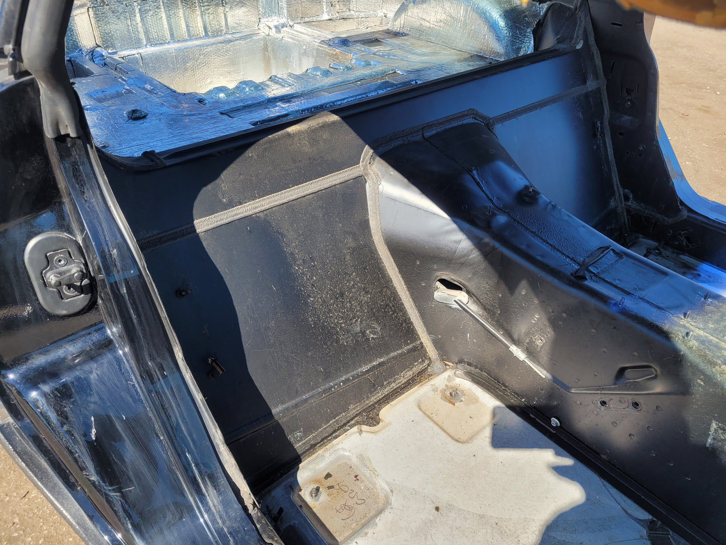 Stock 2814. 2002 Chevrolet Corvette Z06 FRC C5 Clear Title Frame Body Shell *Damage* Race Car 103k Miles