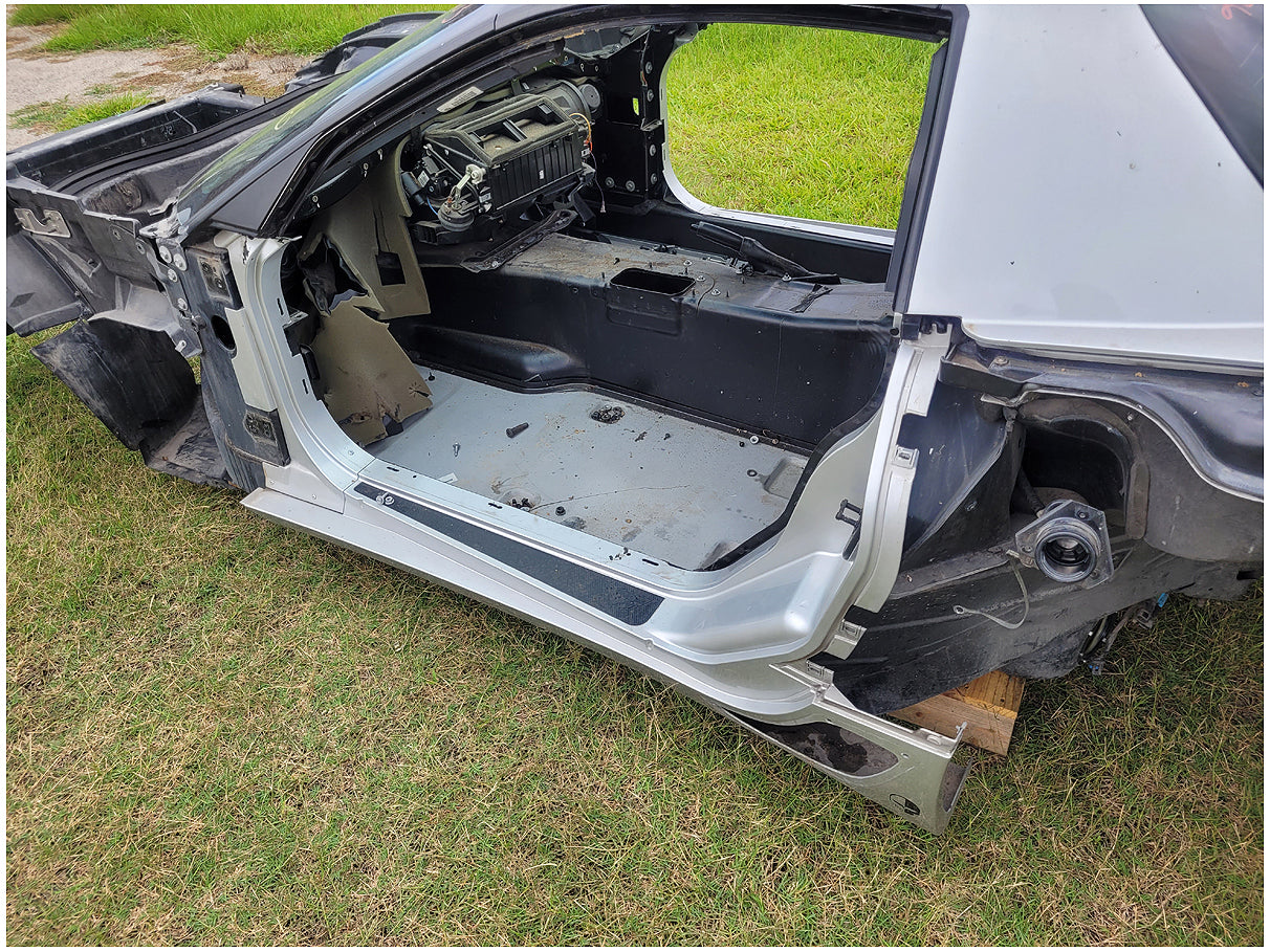Stock 2853. 2002 Chevrolet Corvette Z06 C5 FRC Frame Shell Salvage Title Race Car