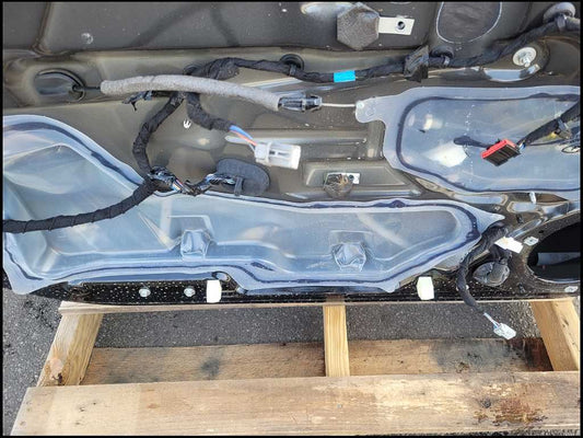 2015-2023 Ford Mustang GT S550 Driver LH Front Door Coupe Shell Paint G1 2667