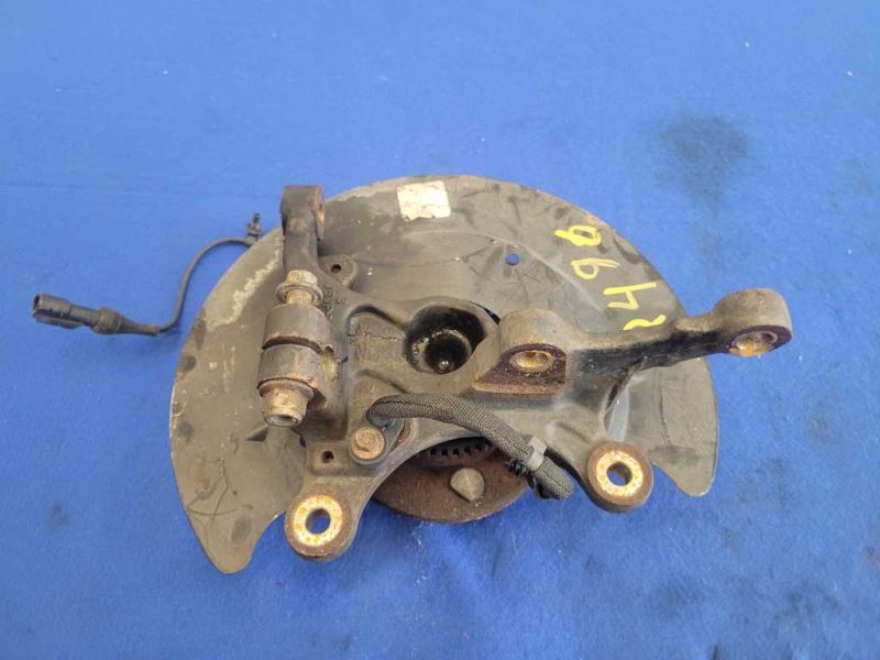 2005-2009 Ford Mustang GT 4.6L Passenger Front Spindle Knuckle Hub 2496 - The Parts Farm