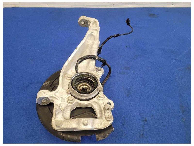 2015-2017 Ford F150 F-150 4x4 Truck Passenger Front Spindle Knuckle Hub 2617 - The Parts Farm