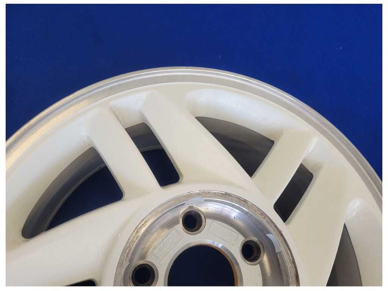 1993 Chevrolet Camaro Z28 Coupe Indy Wheel 16x8 Split Spoke White *Scuffs* 2546 - The Parts Farm